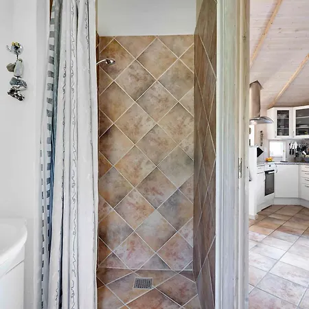 בית נופש Cozy In Scenic Surroundings אסנס