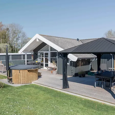 בית נופש Cozy In Scenic Surroundings *