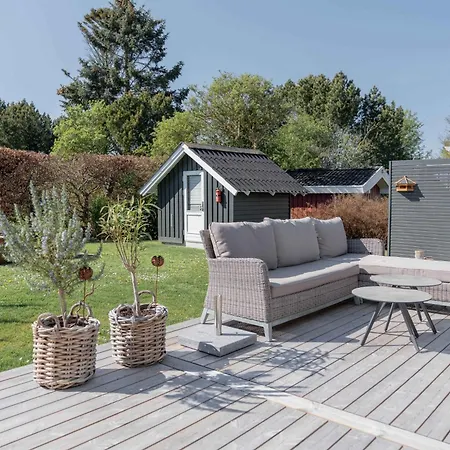 Cozy In Scenic Surroundings * Assens