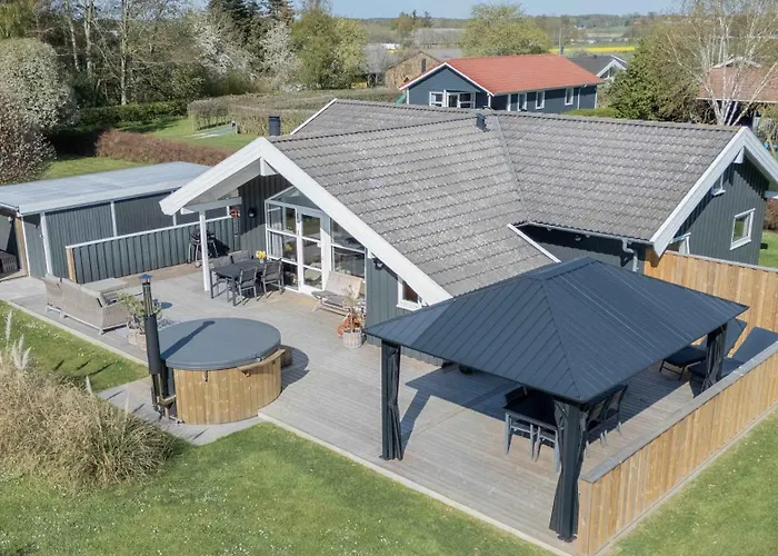 בית נופש Cozy In Scenic Surroundings